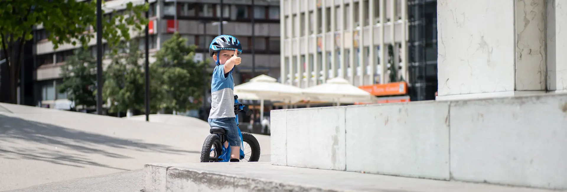 SPECIALIZED RIPROCK 24 GLOSS SMOKE / FJORD METALLIC BAMBINO SPECIALIZED RIPROCK 24 GLOSS SMOKE / FJORD METALLIC BAMBINO